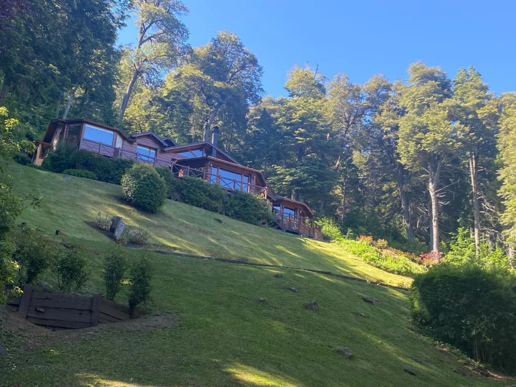 Casa en Arelauquen con vistas al lago y la montaña — foto 3